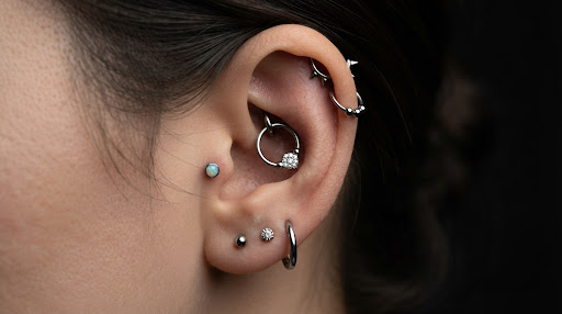 Piercing · Trabajo en estudio
